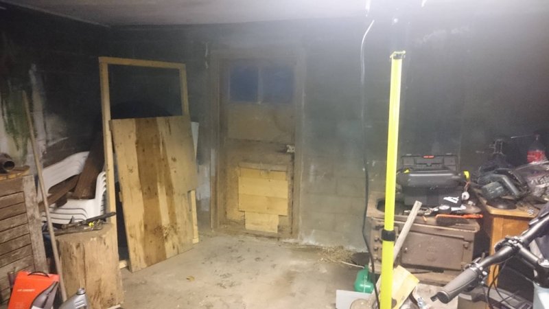 garage..jpg