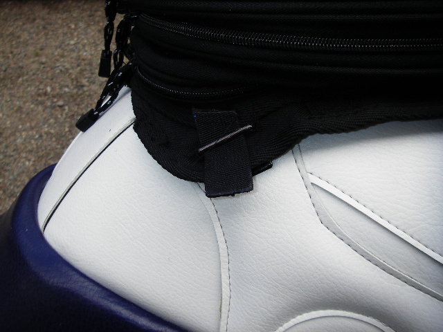 Slits bak
